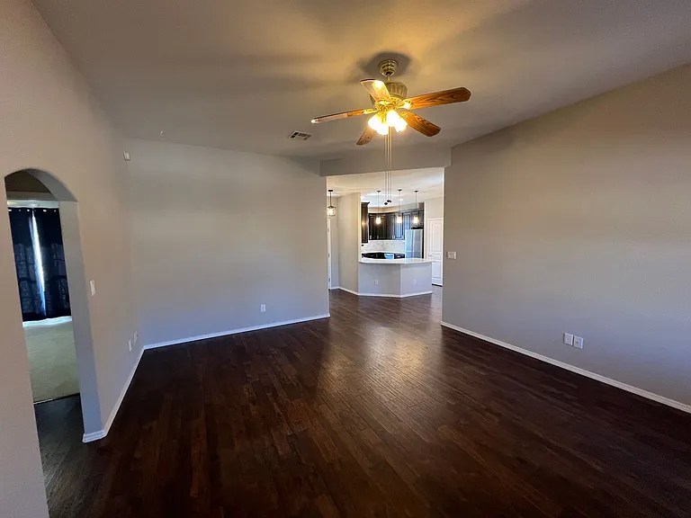 323 Camino Real — Photo 10