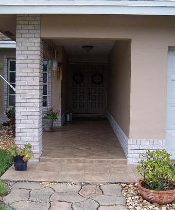 3rd image of 7006 NW 81st Pl