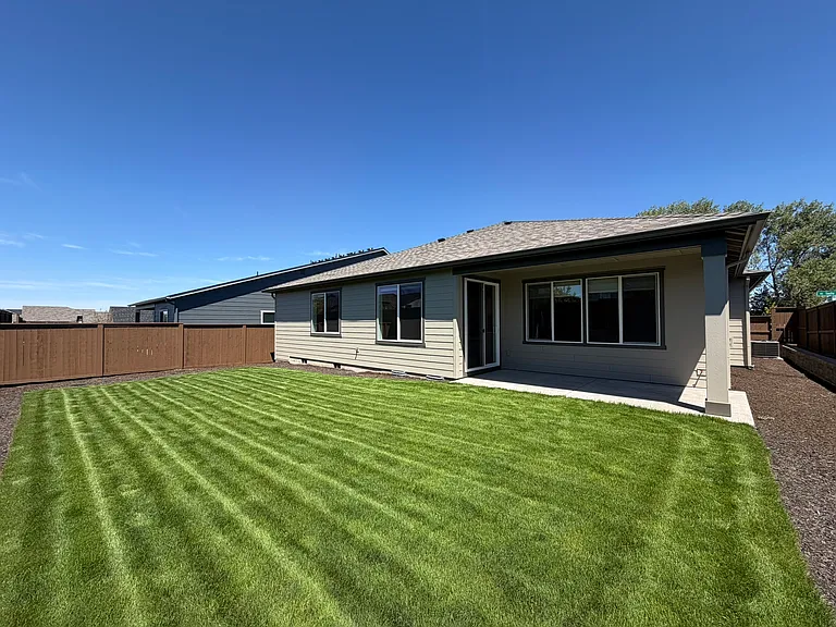 3702 NE Suchy St — Photo 40