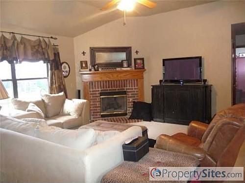 4th image of 6709 NW 133rd St