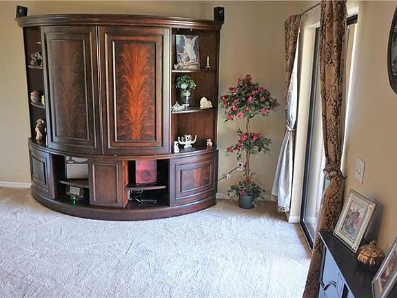 4th image of 2445 Hibiscus Bay Ln