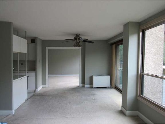 4th image of 1001 City Ave Unit Ec309