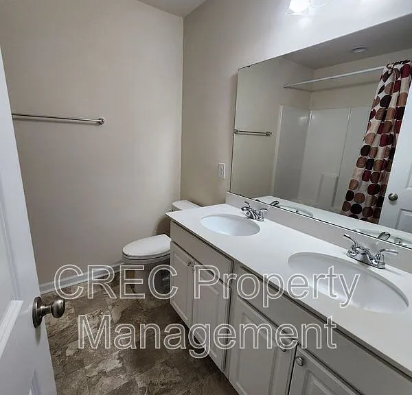 260 Hyrne Dr — Photo 21