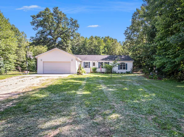 4855 Wayne Rd, Pentwater, MI 49449