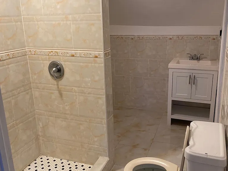 153 Emporia Ave #2 — Photo 3