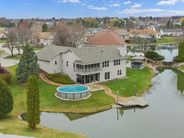 28679 Driftwood COURT, Waterford, WI 53185