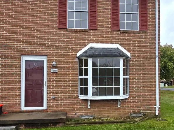 100 Nottoway Dr, Stephens City, VA 22655