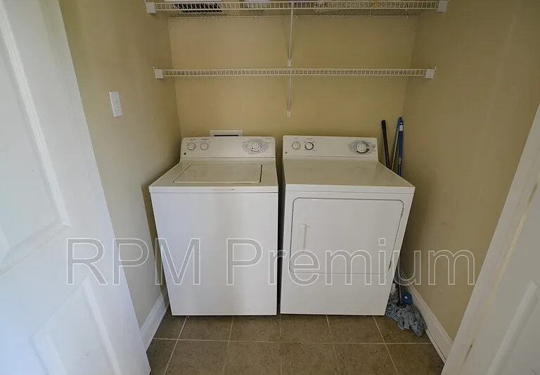 2117 Cypress Hall Aly — Photo 12