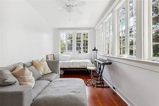 4 Cromwell Pl — Photo 9
