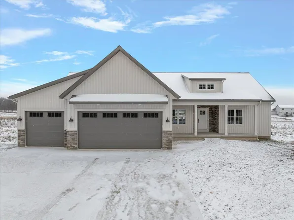 1783 Blaketon Dr NW, Grand Rapids, MI 49534