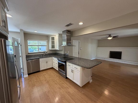 3rd image of 2647 Story Ave