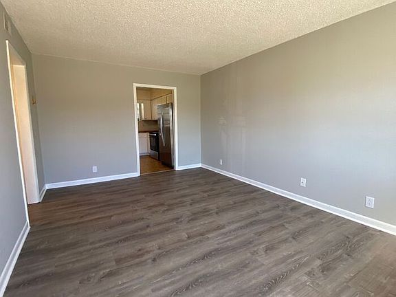 5th image of 3403 Moonlight Dr