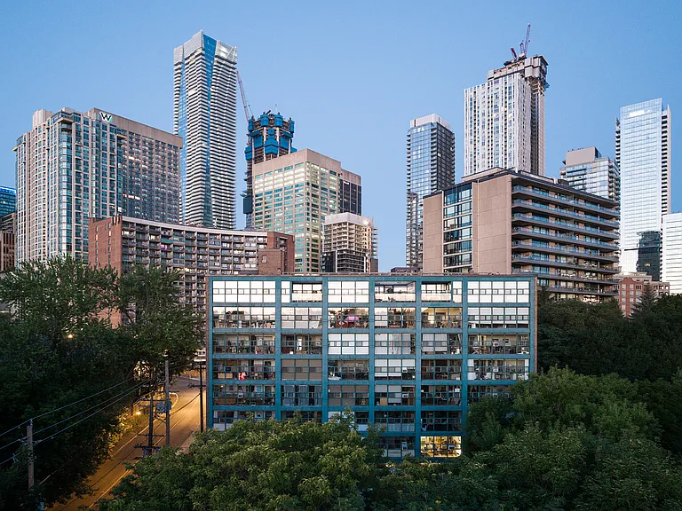 40 Park Rd — Photo 2