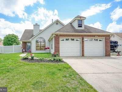 168 Greenbrook Dr, Marlton, NJ, 08053
