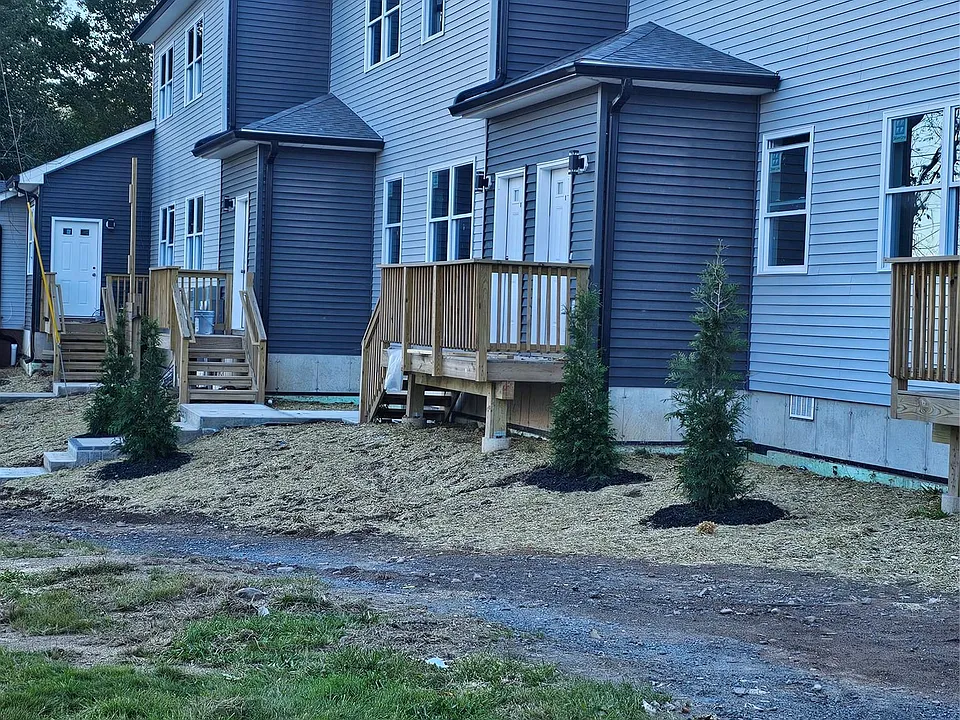 11 Orange Ln #9