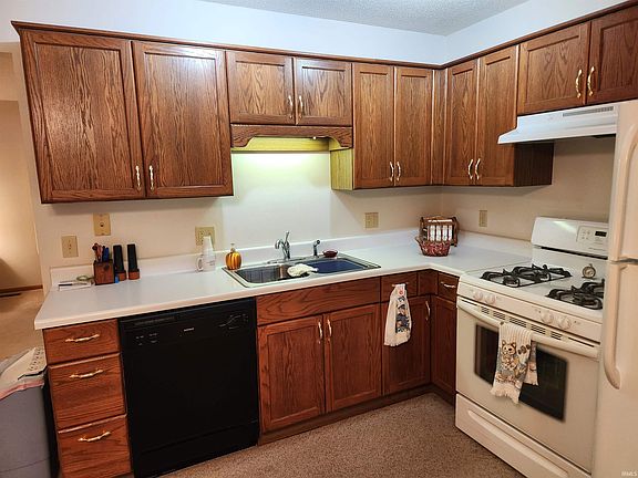 5th image of 12914 Country Shoal Ln