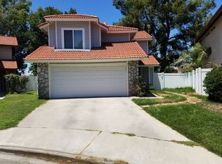 1007 Whistle Stop Dr, Colton, CA 92324