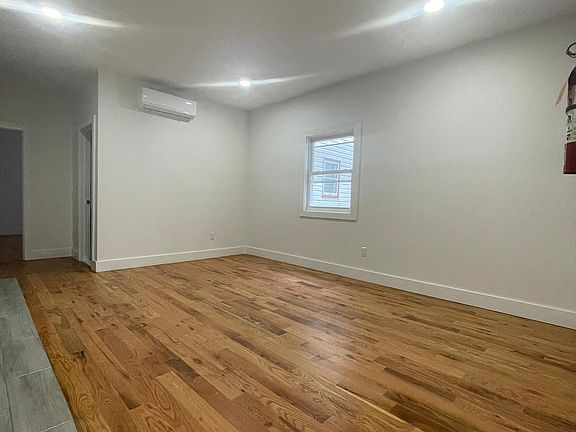 2nd image of 38 Tillinghast St #4R