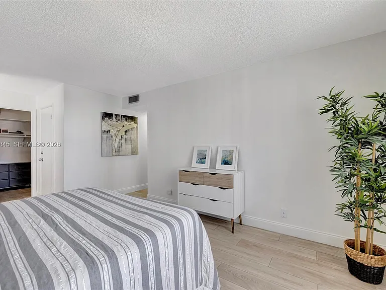 3015 N Ocean Blvd #6A — Photo 13