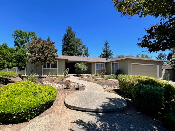 20607 Russell Ln, Saratoga, CA 95070