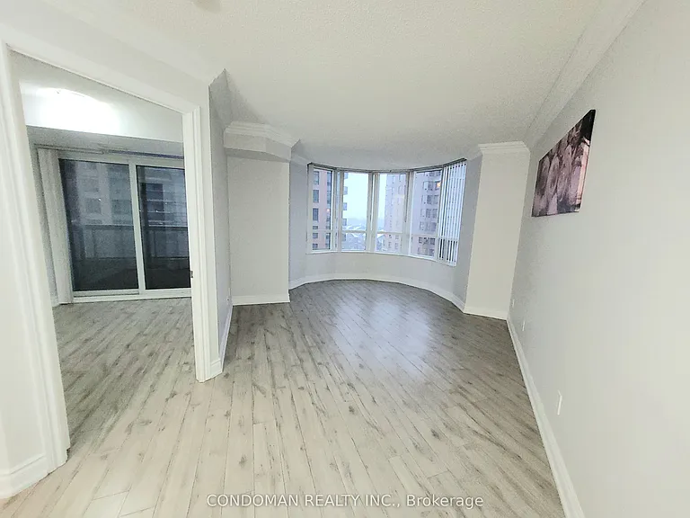 15 Northtown Way #622 — Photo 2