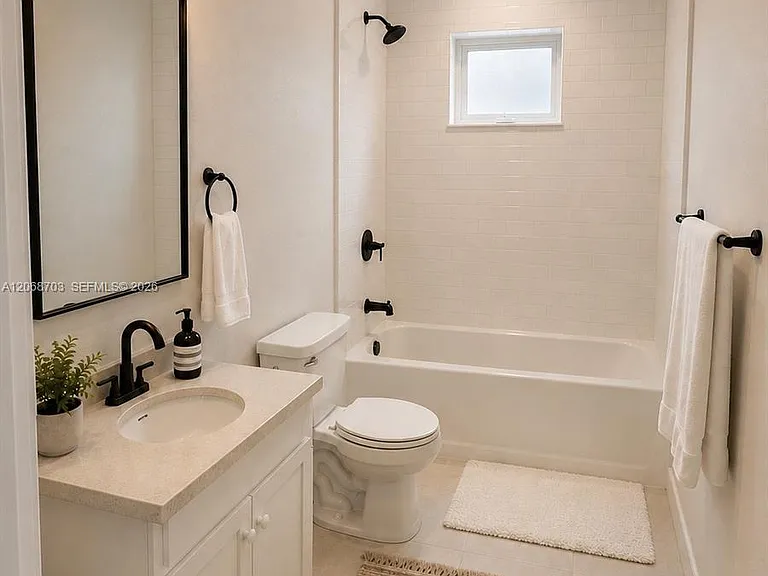 7910 Taft St #208 — Photo 8