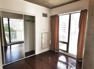 22 Wellesley St E #906, Toronto, ON M4Y 1G3