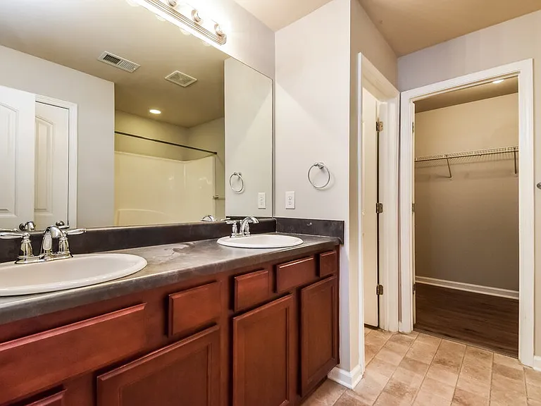 118 Cassady Ln — Photo 12