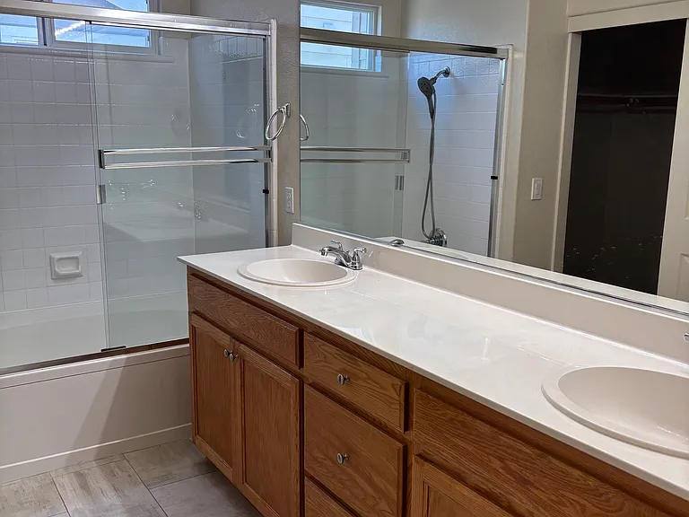 1543 Cole Ln — Photo 12