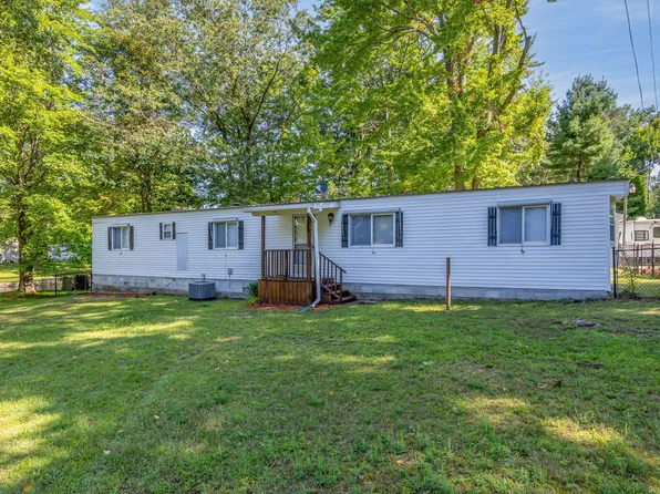 16545 Pine Point Dr, Barryton, MI 49305