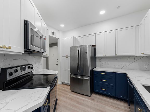 5th image of 101 Market St Unit 106