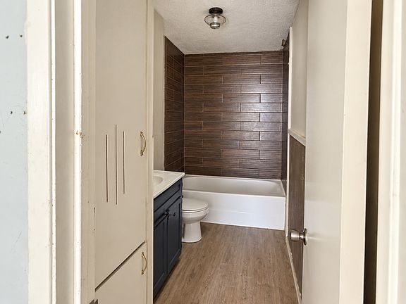 3rd image of 818 Avenue P