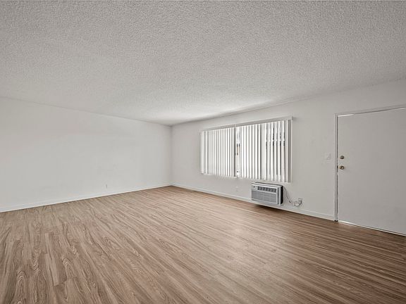 3rd image of 231 Justin Ave #7