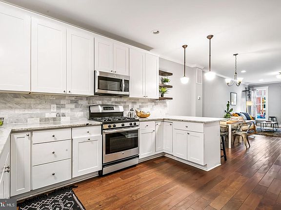 4th image of 3019 Keswick Rd