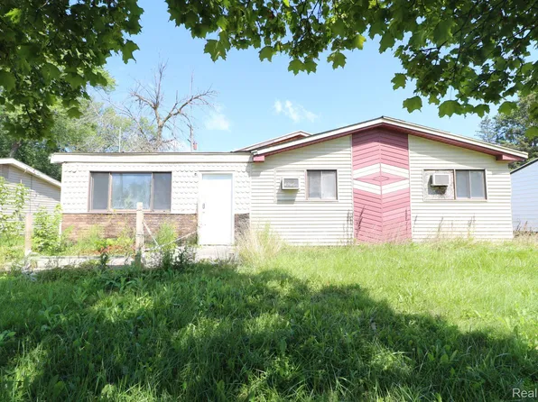 2268 Douglas Joel Dr, Flint, MI 48505