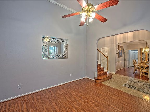 3rd image of 4207 Northvale Dr