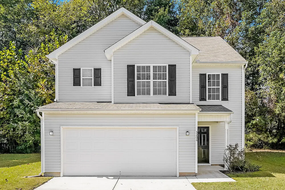 3 bed, 2.5 bath, 1597 sqft, $2,670 — Photo 1