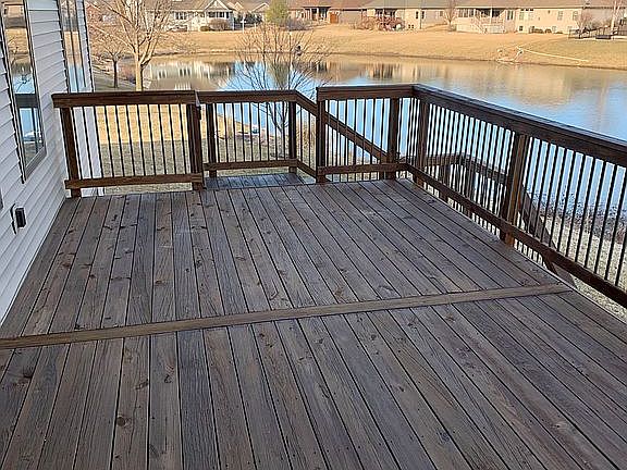 Large deck off kitchen 