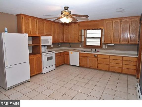 4th image of 313 Church St W