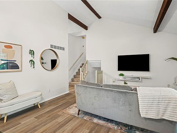 5th image of 12926 W 108th St