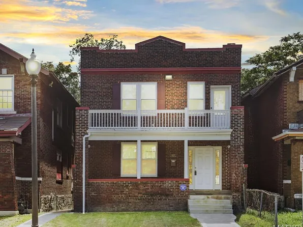 4112 W Belle Pl, Saint Louis, MO 63108