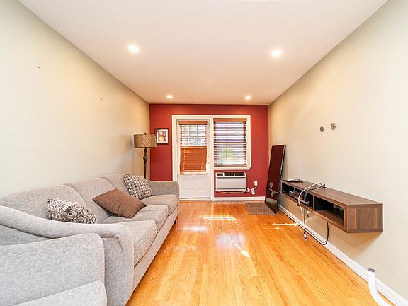 2nd image of 21-16 33rd Ave #1G