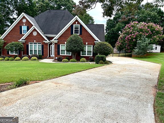 2nd image of 5899 Alpine Ct