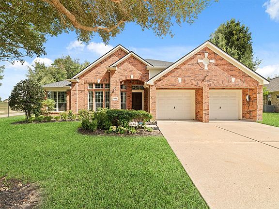 2nd image of 24203 Moon Ridge Ct