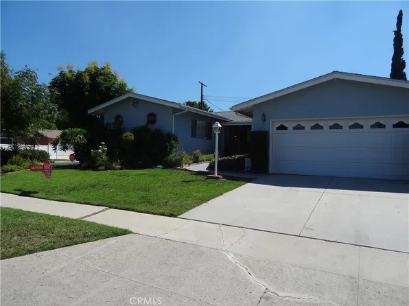 23800 Bessemer St, Woodland Hills, CA 91367