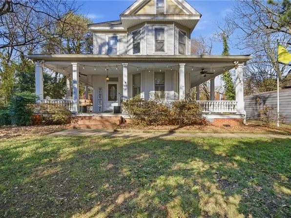 2011 Willow Wood Dr, Norfolk, VA 23509