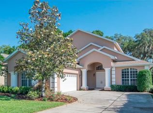12319 Forest Highlands Dr, Dade City, FL 33525