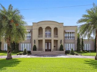 301 Fairfield Ave, Gretna, LA 70056