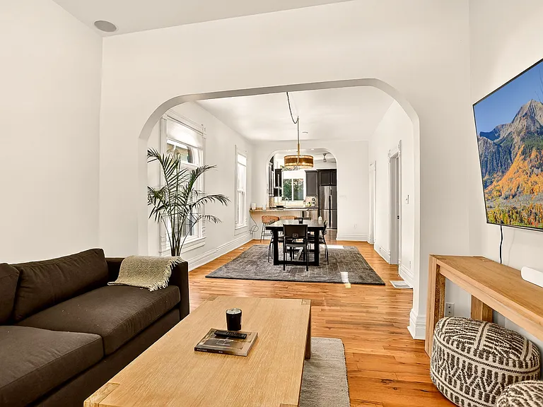 2215 Meade St — Photo 4