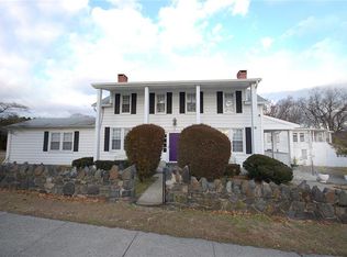 83 6th St, Verplanck, NY 10596